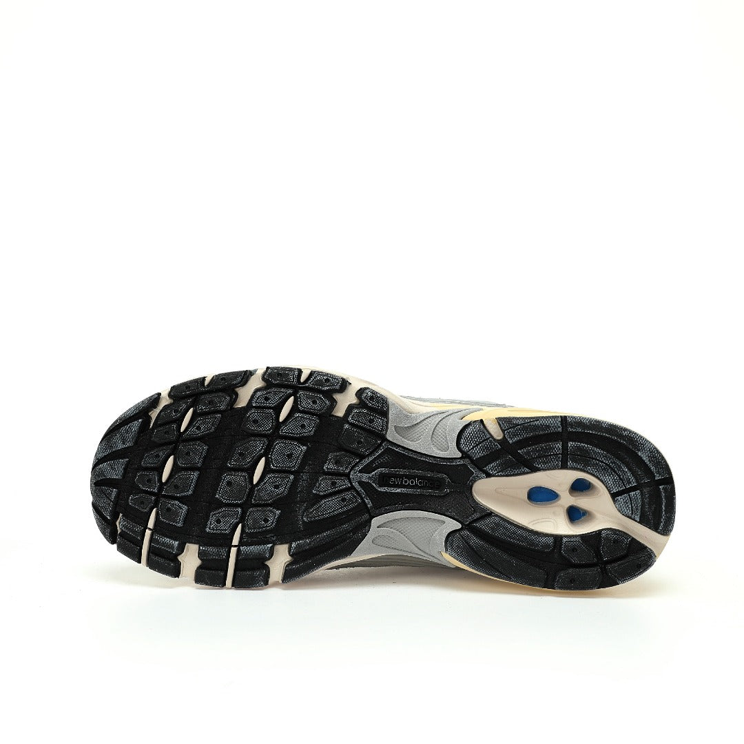 New Balance MR530 Retro Sneakers | Classic Dad Shoe