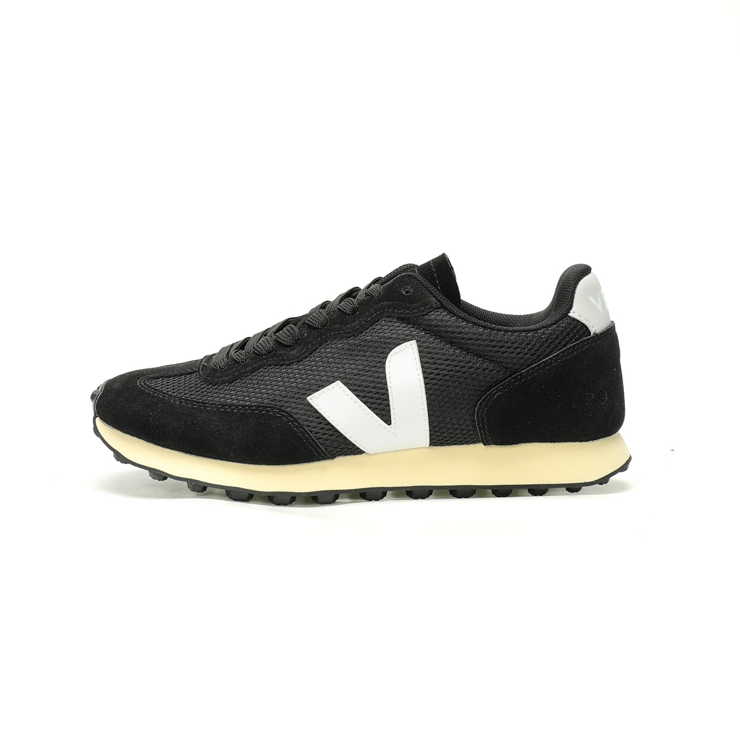 VEJA Rio Branco Sneakers