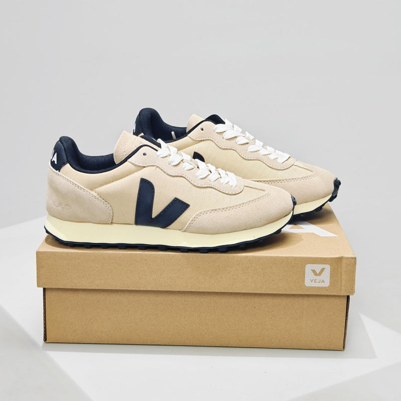 VEJA Rio Branco Sneakers
