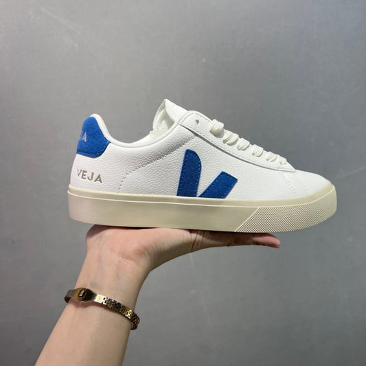 VEJA Esplar Sneakers