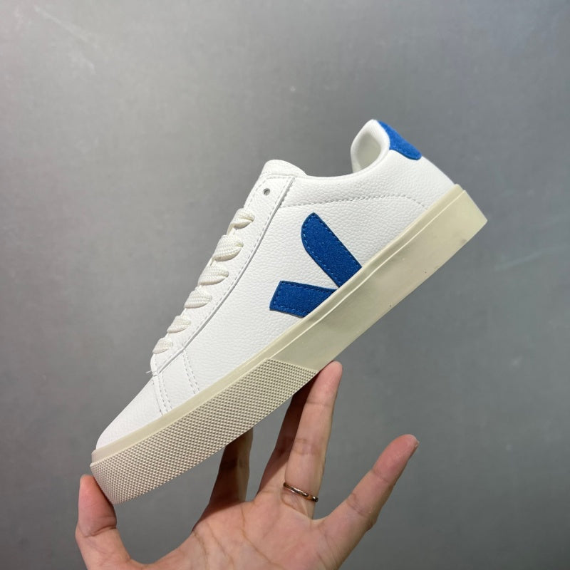 VEJA Esplar Sneakers