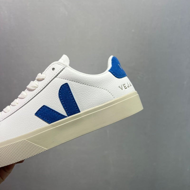 VEJA Esplar Sneakers