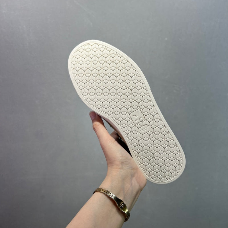 VEJA Esplar Sneakers