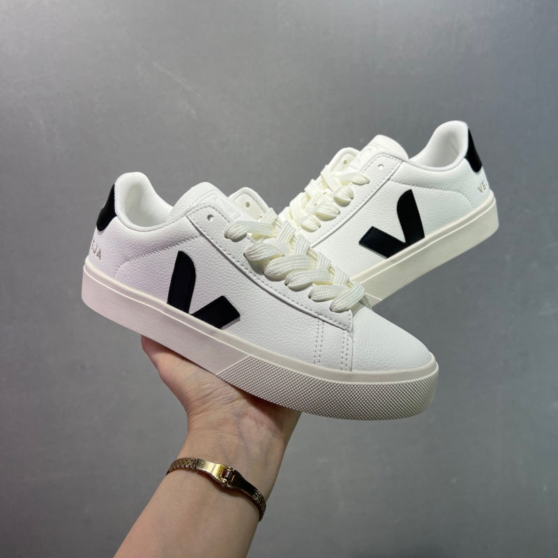 VEJA Esplar Sneakers