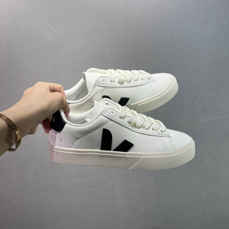 VEJA Esplar Sneakers