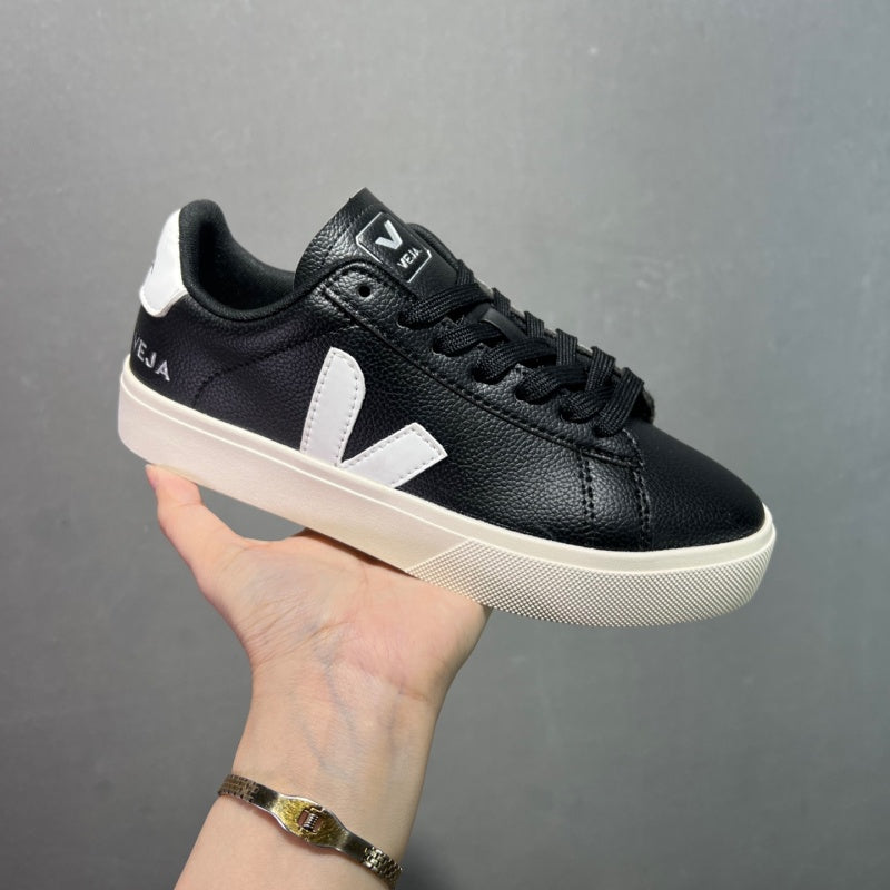 VEJA Esplar Sneakers