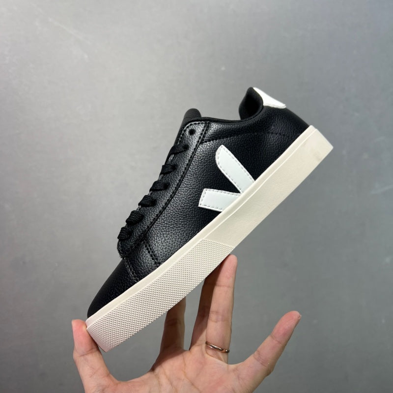 VEJA Esplar Sneakers