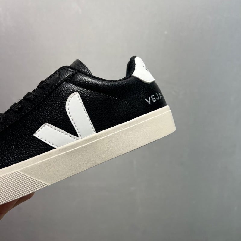 VEJA Esplar Sneakers