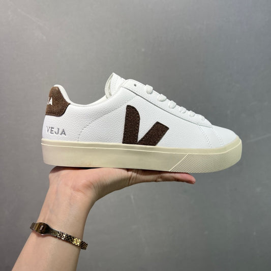 VEJA Esplar Sneakers
