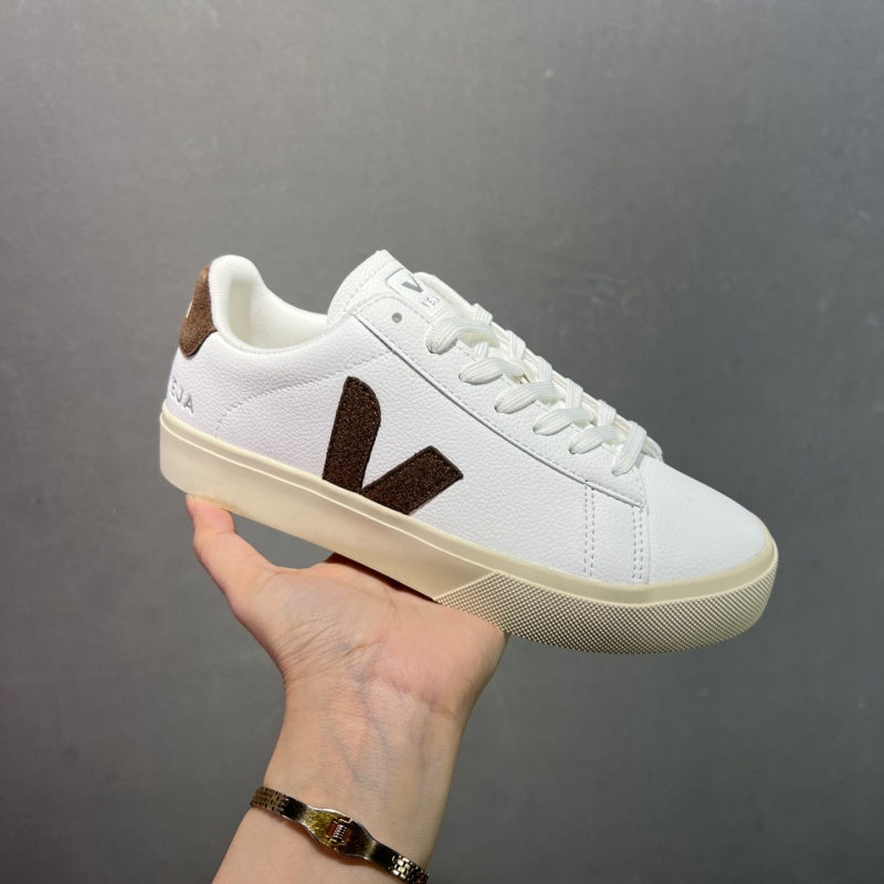 VEJA Esplar Sneakers