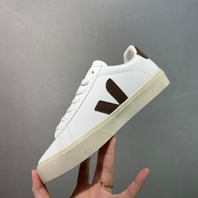 VEJA Esplar Sneakers