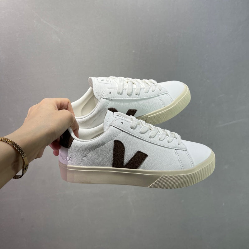 VEJA Esplar Sneakers