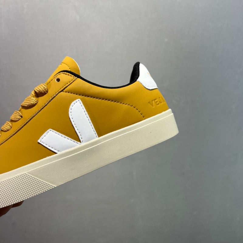 VEJA Esplar Sneakers