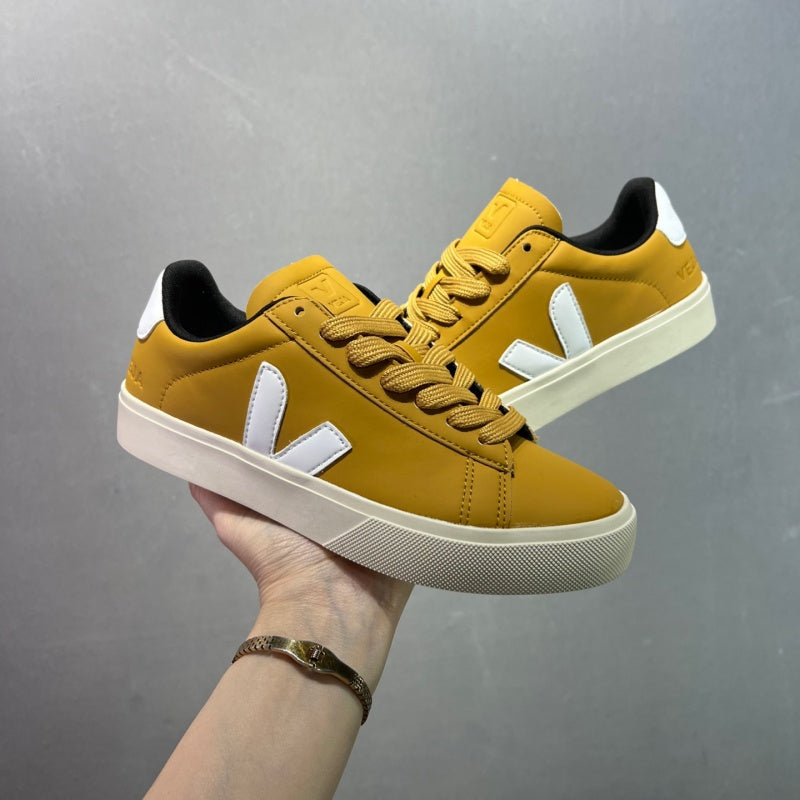 VEJA Esplar Sneakers