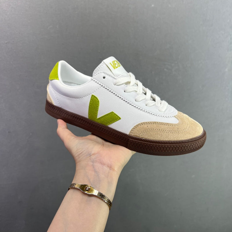 VEJA Leather Extra Sneakers