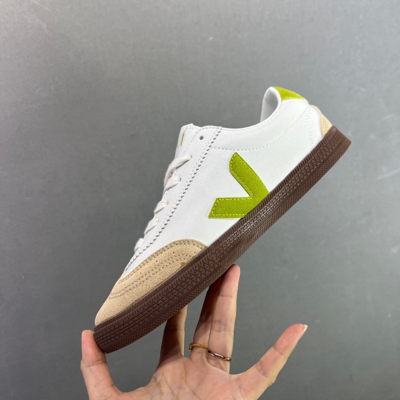 VEJA Leather Extra Sneakers