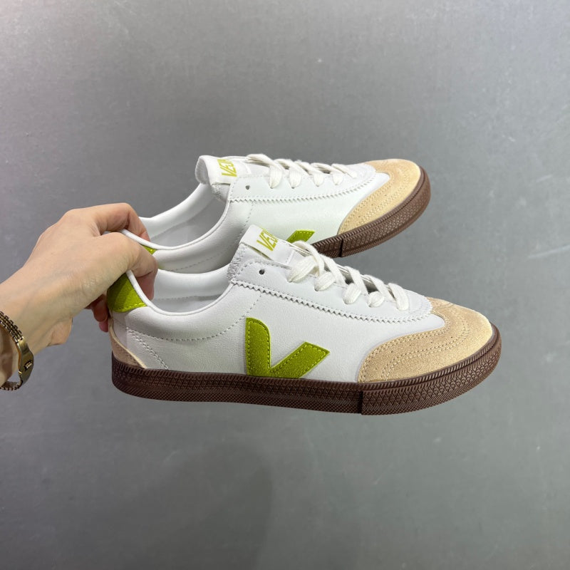 VEJA Leather Extra Sneakers