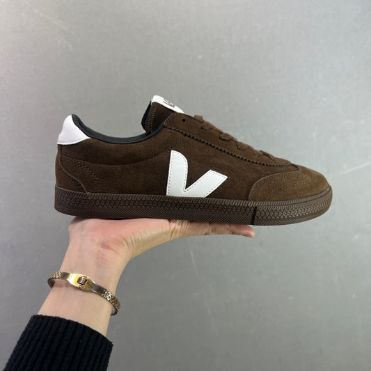 VEJA Leather Extra Sneakers