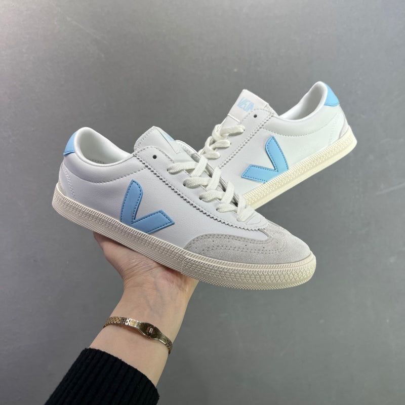 VEJA Leather Extra Sneakers
