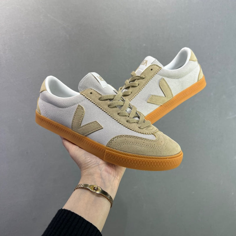 VEJA Leather Extra Sneakers