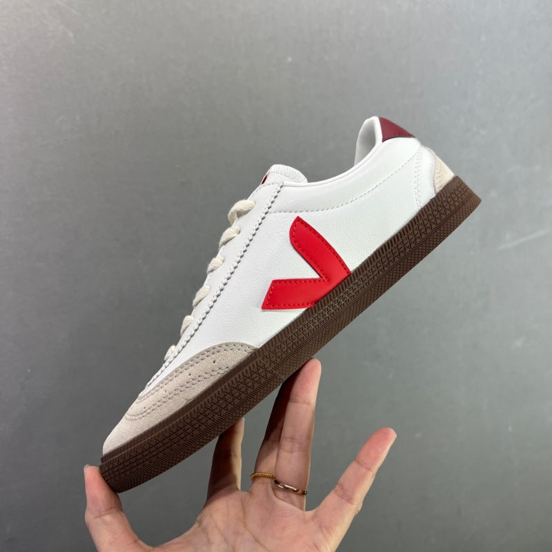 VEJA Leather Extra Sneakers