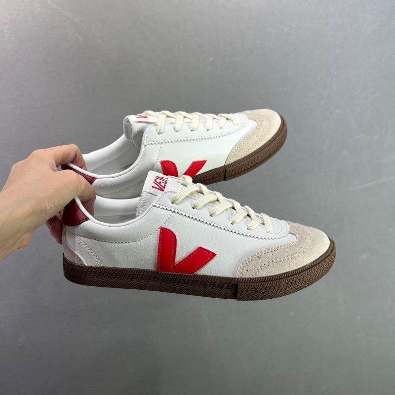 VEJA Leather Extra Sneakers