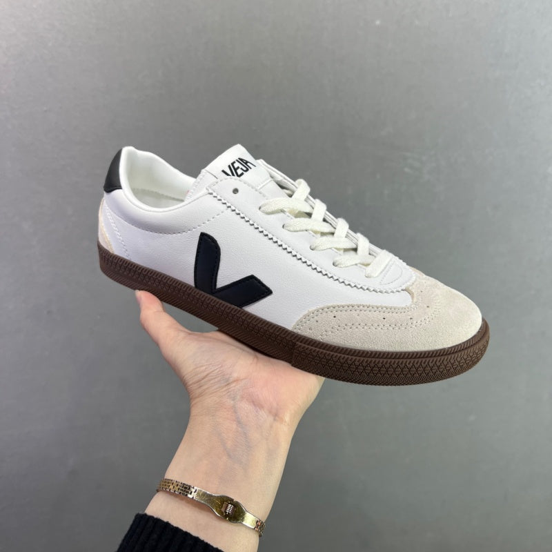 VEJA Leather Extra Sneakers