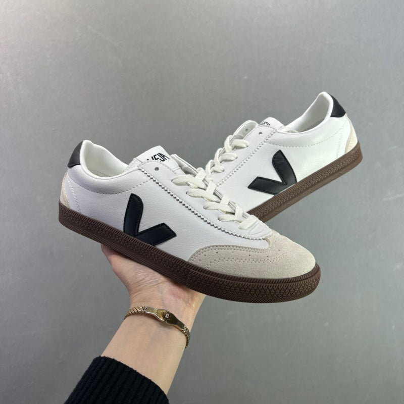 VEJA Leather Extra Sneakers
