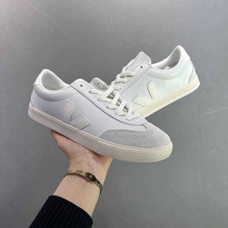 VEJA Leather Extra Sneakers