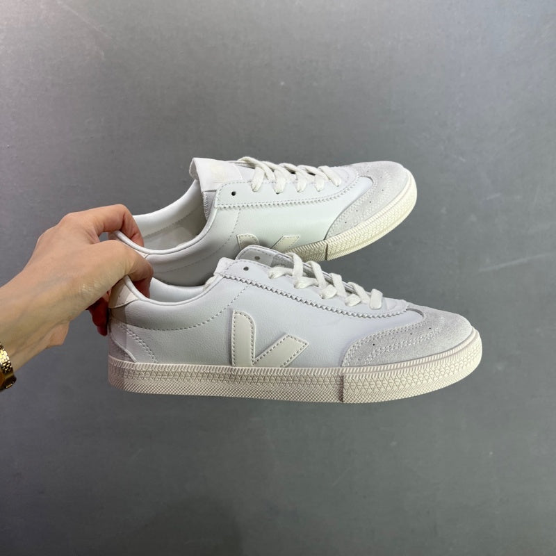 VEJA Leather Extra Sneakers