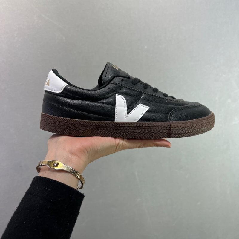 VEJA Leather Extra Sneakers