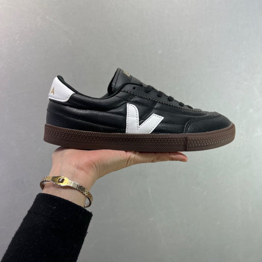 VEJA Leather Extra Sneakers