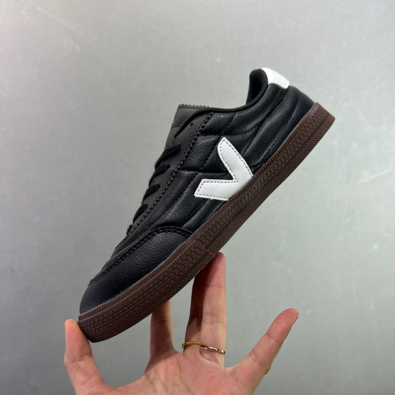 VEJA Leather Extra Sneakers