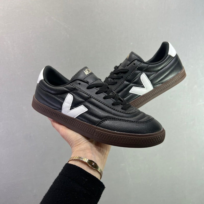 VEJA Leather Extra Sneakers
